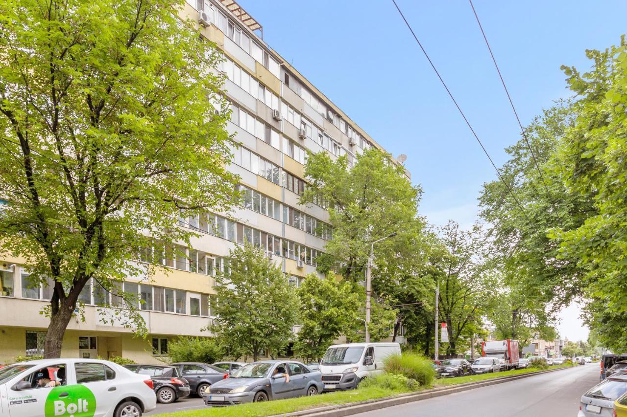 Central Apartment Muncii Area Netflix Бухарест Экстерьер фото